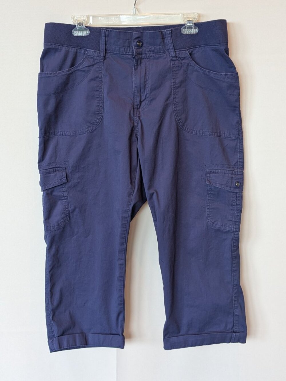 Lee Relaxed Fit Cargo Capris with Comfort Waist